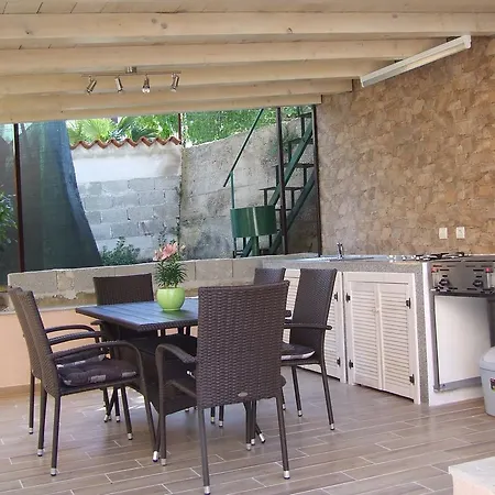 Danilo Apartment Pula